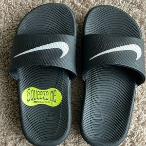 Nike slides